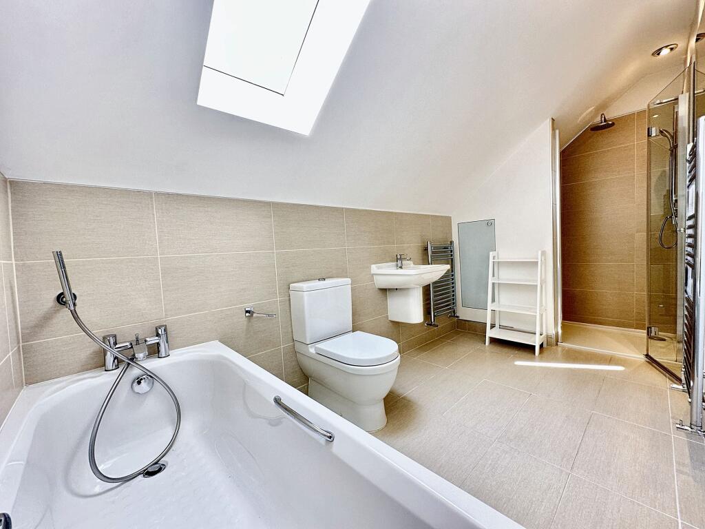 En-suite Bathroom