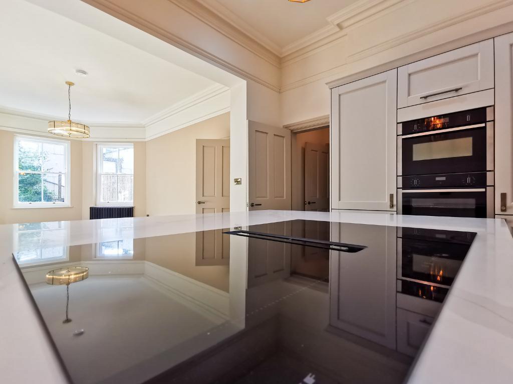 Bespoke kitchens with fitted appliances
