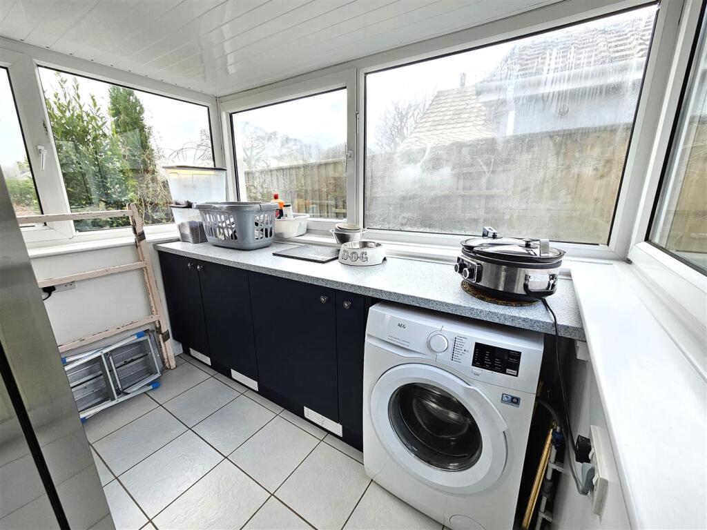 Utility Room.jpg