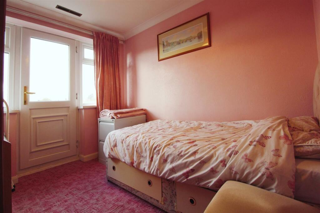 bed 203.jpeg
