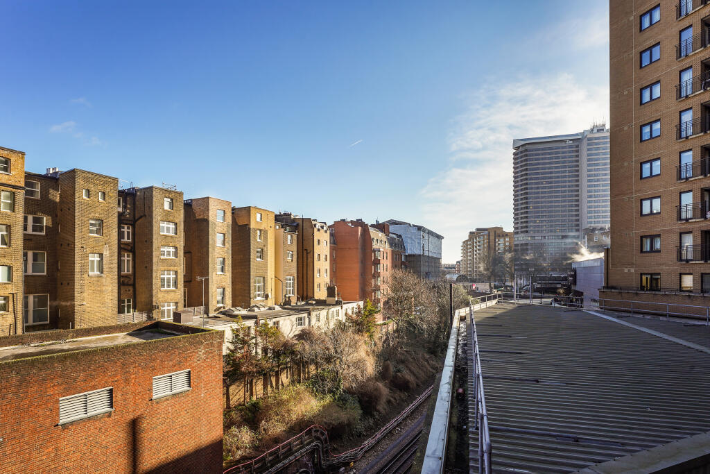 Flat 212, Point West