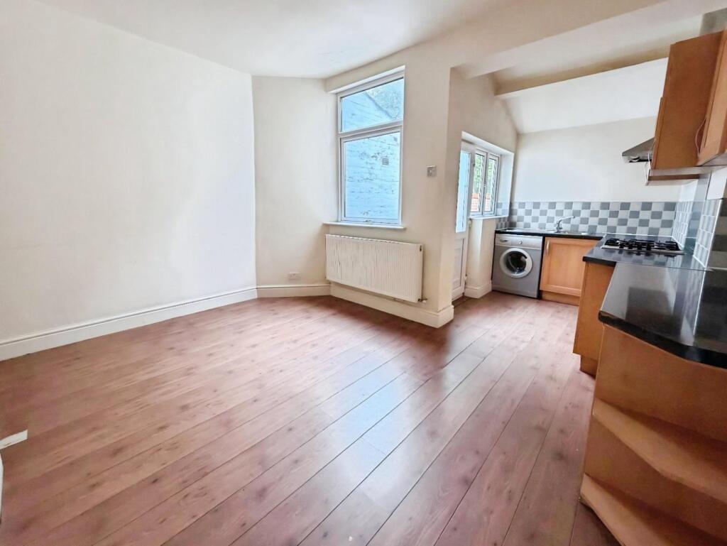 ff057148-WhatsApp 20Image 202025-11-24 20at 2016.0