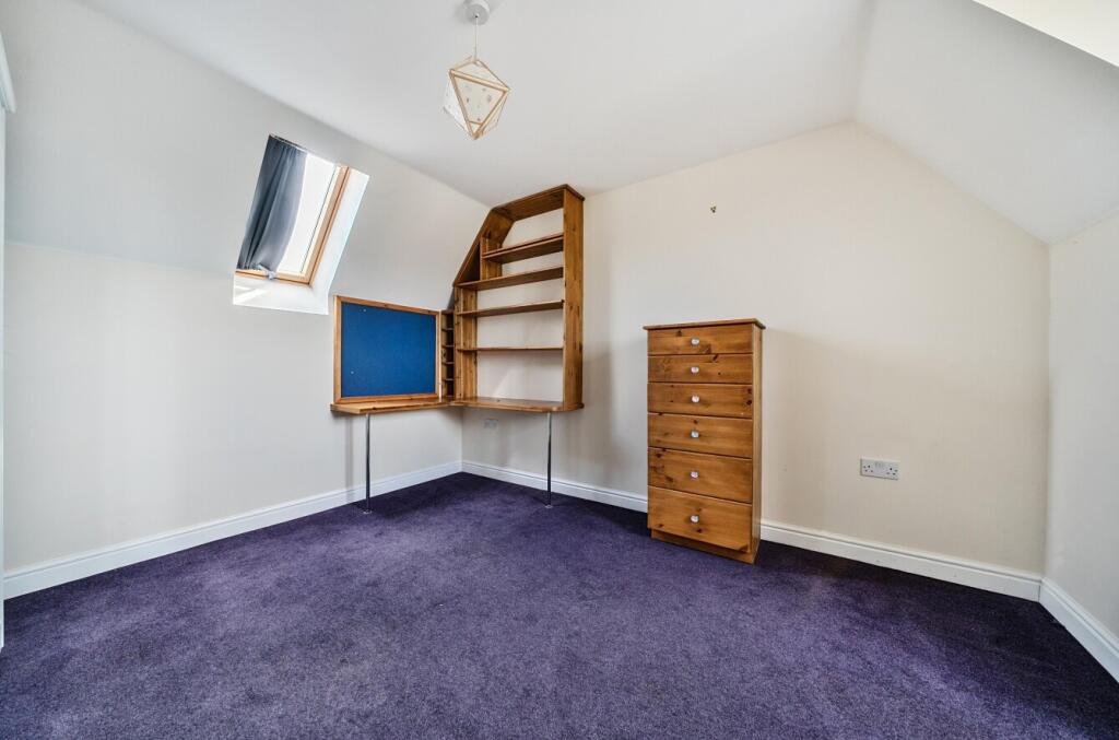 33-6819dff62044b-...