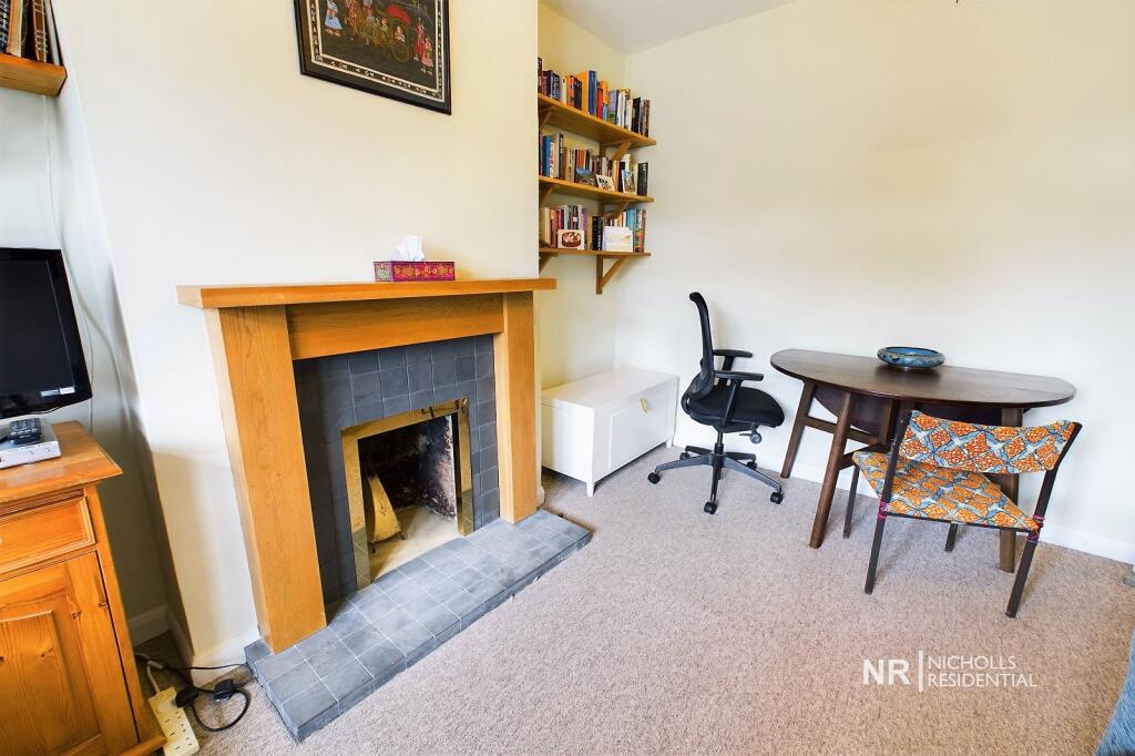 Lounge / Dining Room