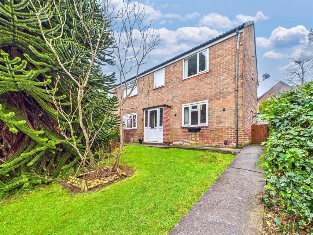 Ground Floor Flat, St. Quentin Close, Littleover, Derby