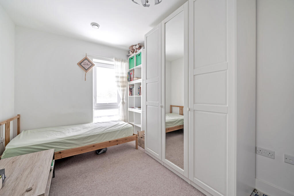 1334819-9-6890bcd...