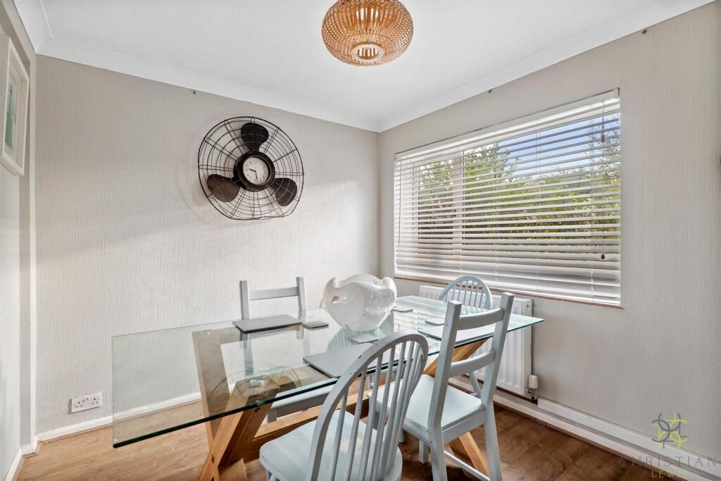 Four Pools Road, Evesham