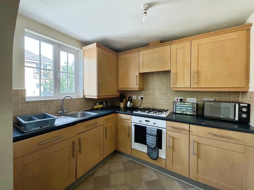 9020352a-B1-4B6F-AE1E-6A1B6497E332-723-000000437301985F