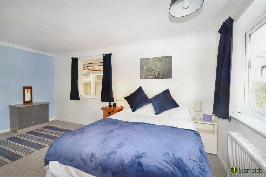 Bedroom  1.jpg