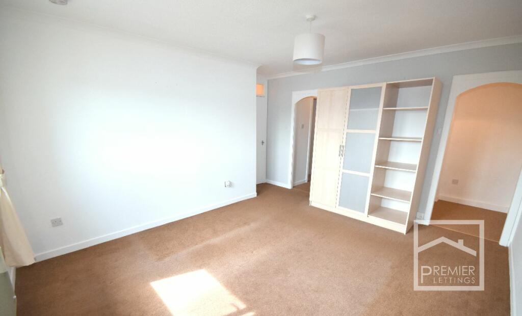 Lounge/Bedroom