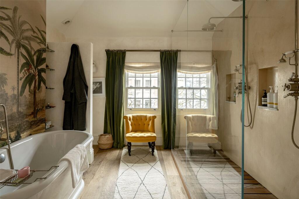 Principal Ensuite