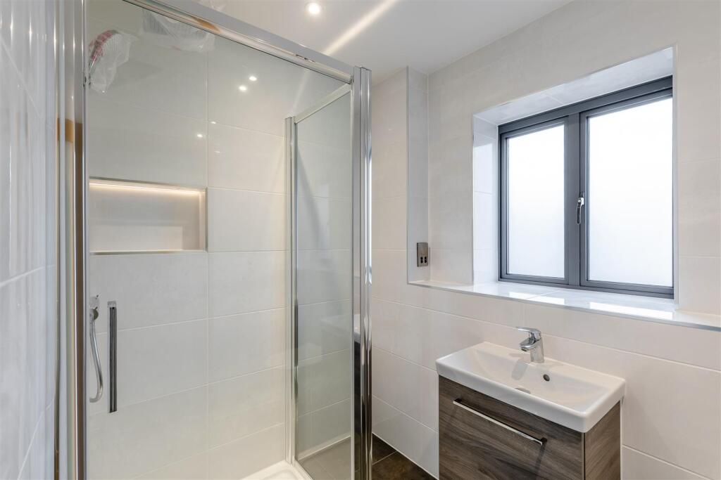 8665193-interior32.jpg
