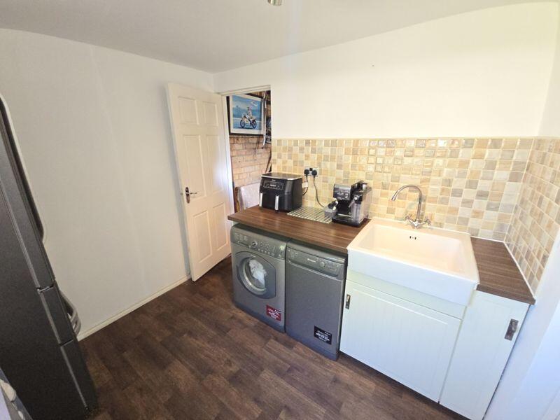 Utility Room Additional Image