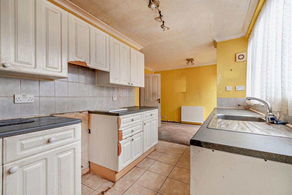 8666253-interior02-800.jpg