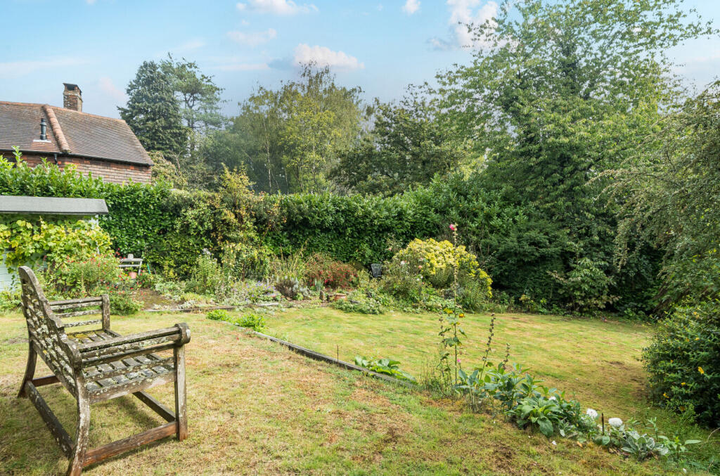 1349625-4-68c158e...