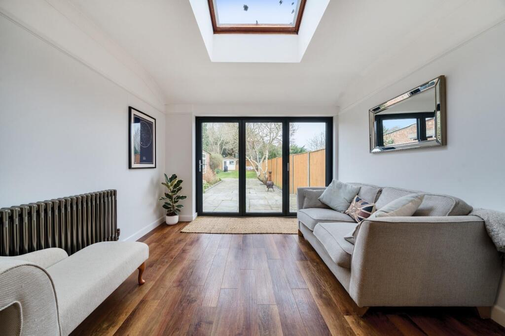 SUN ROOM