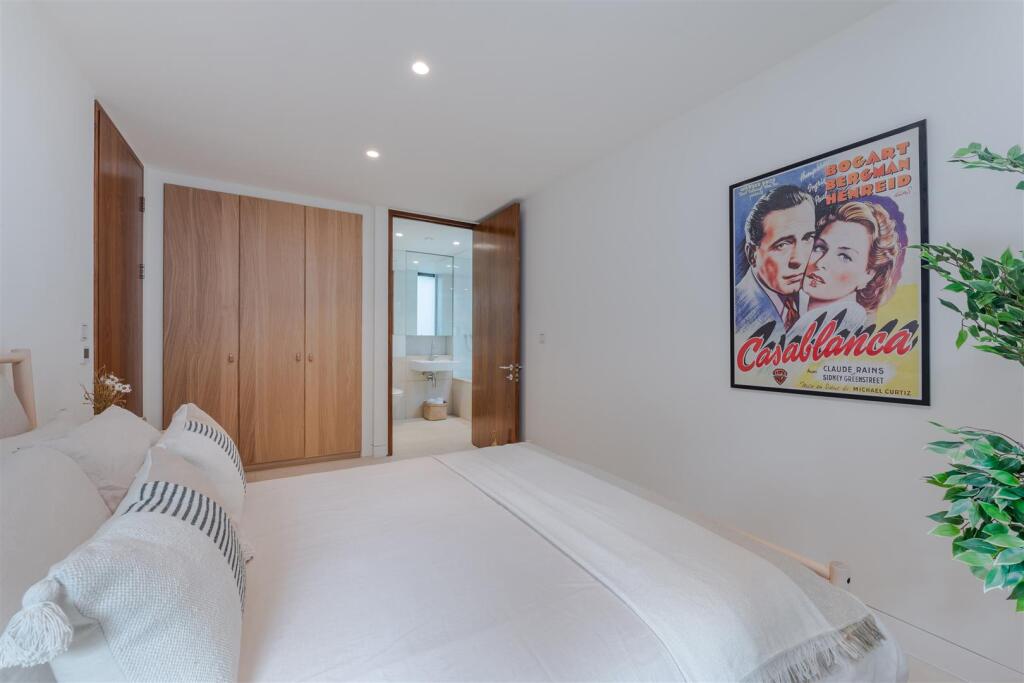 BEDROOM1d.jpg