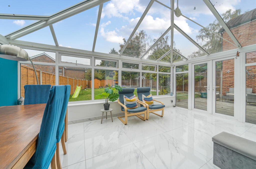 1360940-4-68dd186...