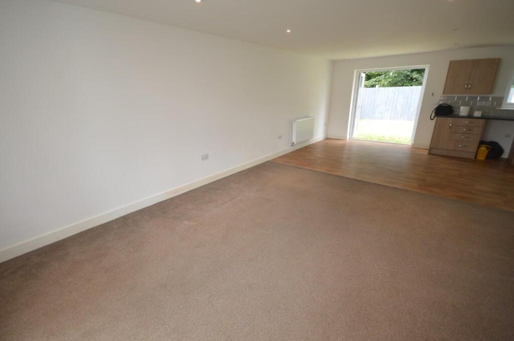 DSC_0043 (Medium).JPG