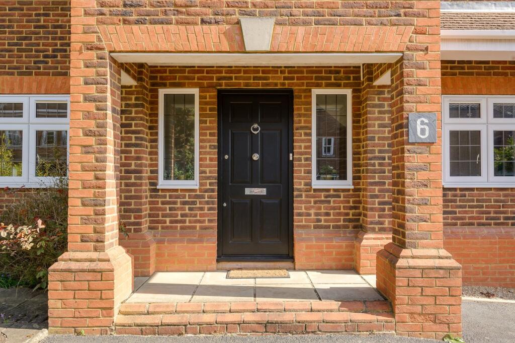 Entrance Porch