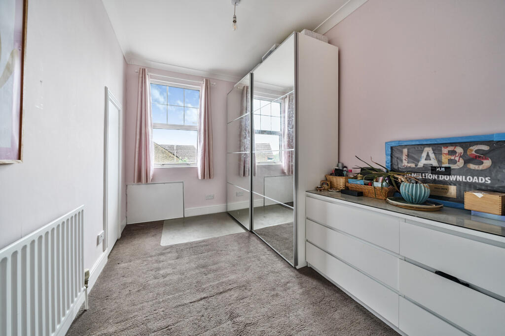 1305801-6-684aae9...