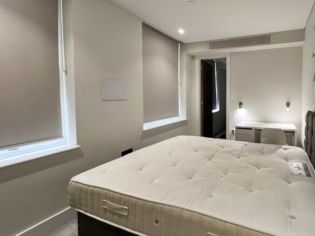 Bedroom 1 photo 3...