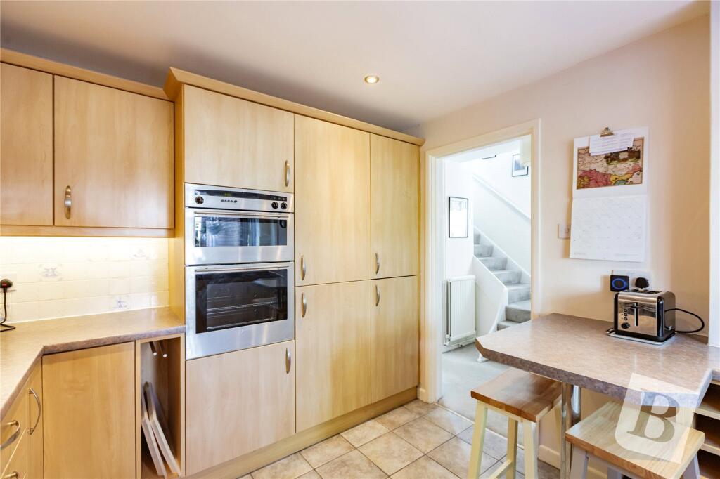 Kitchen/Breakfast Rm