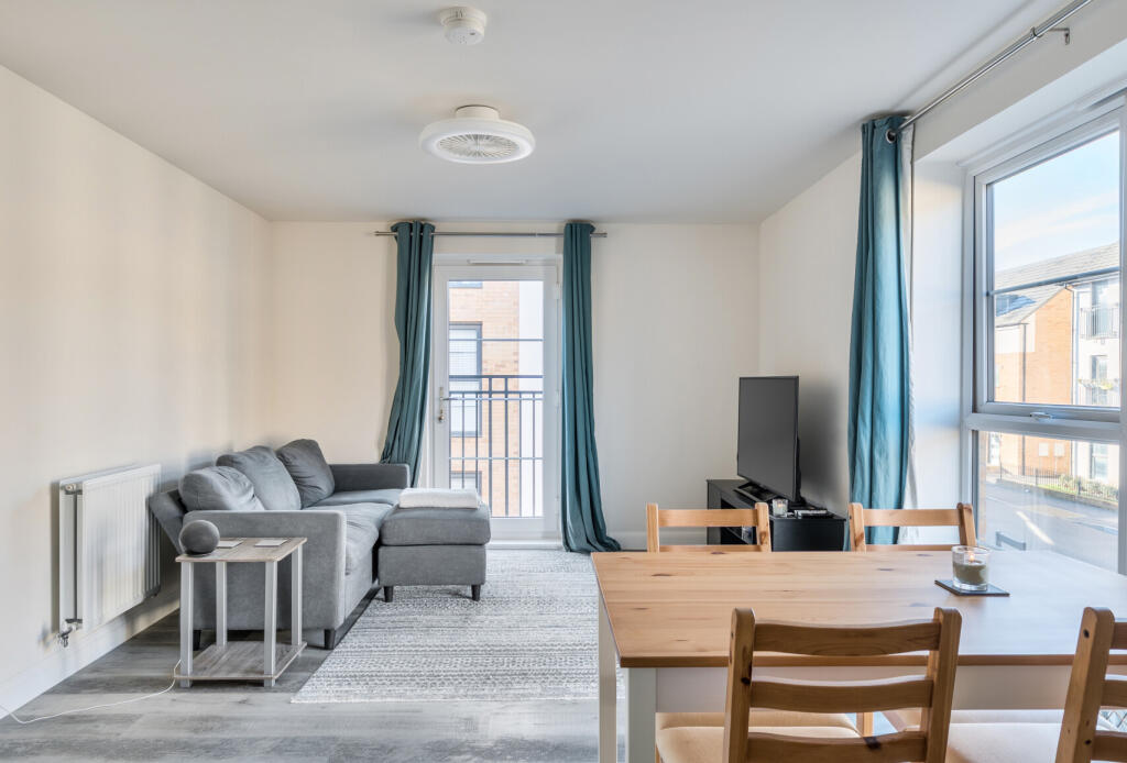 1383264-10-692040...