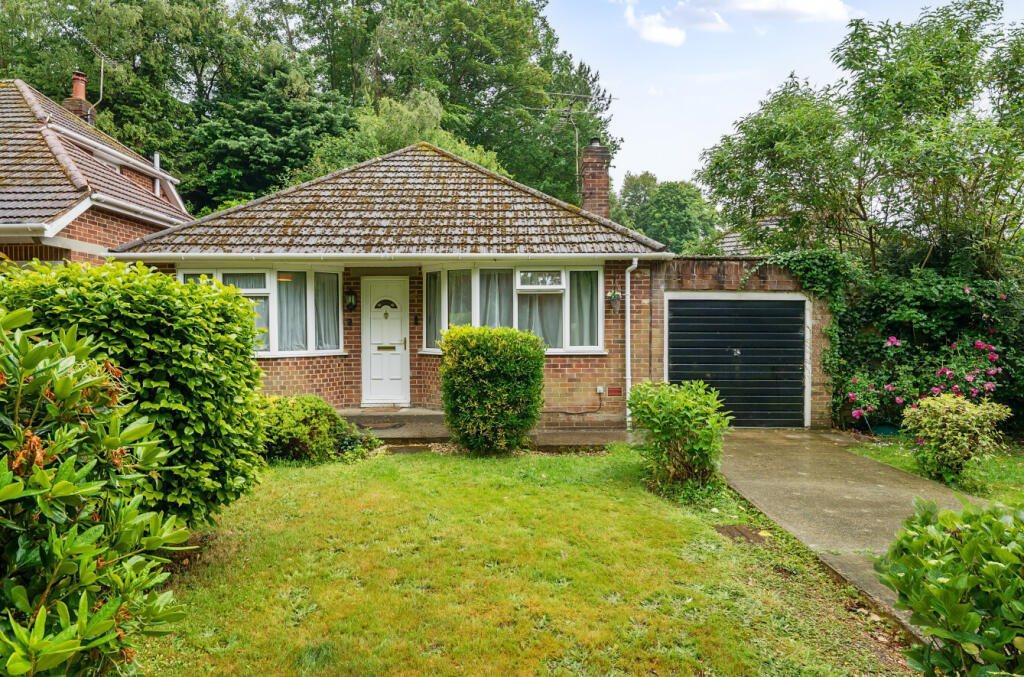 1305983-8-68415d3...