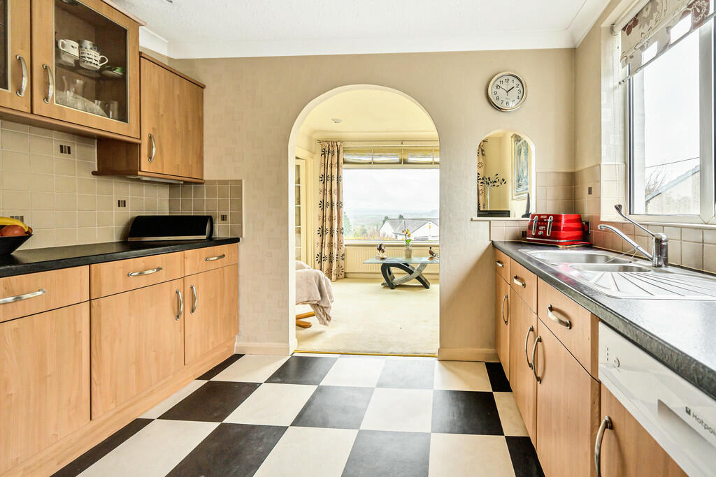 Kitchen To Breakf...