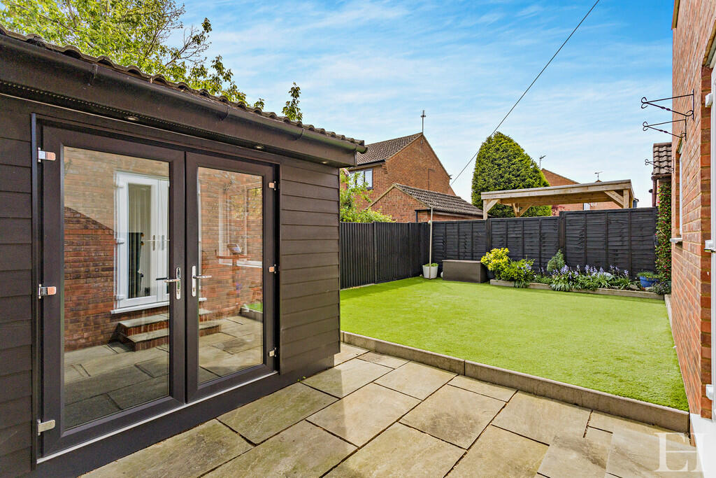 8646478-exteriorW...