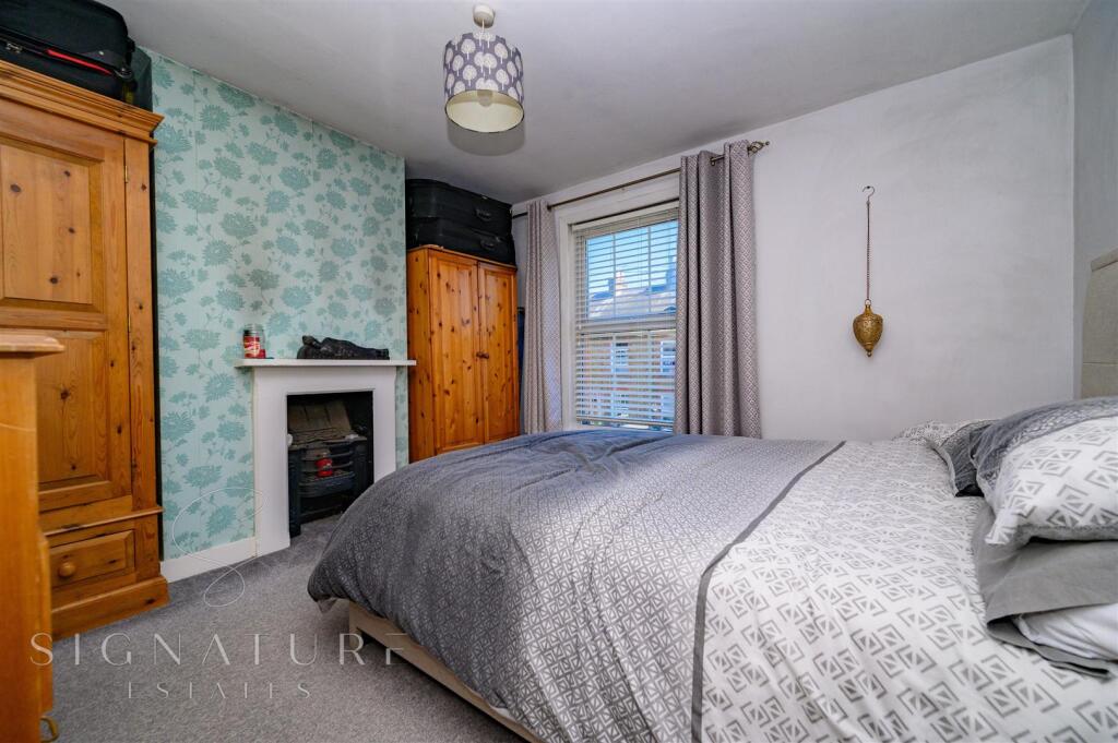 Main Bedroom