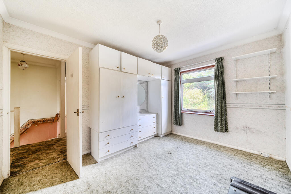 1348470-13-68b997...