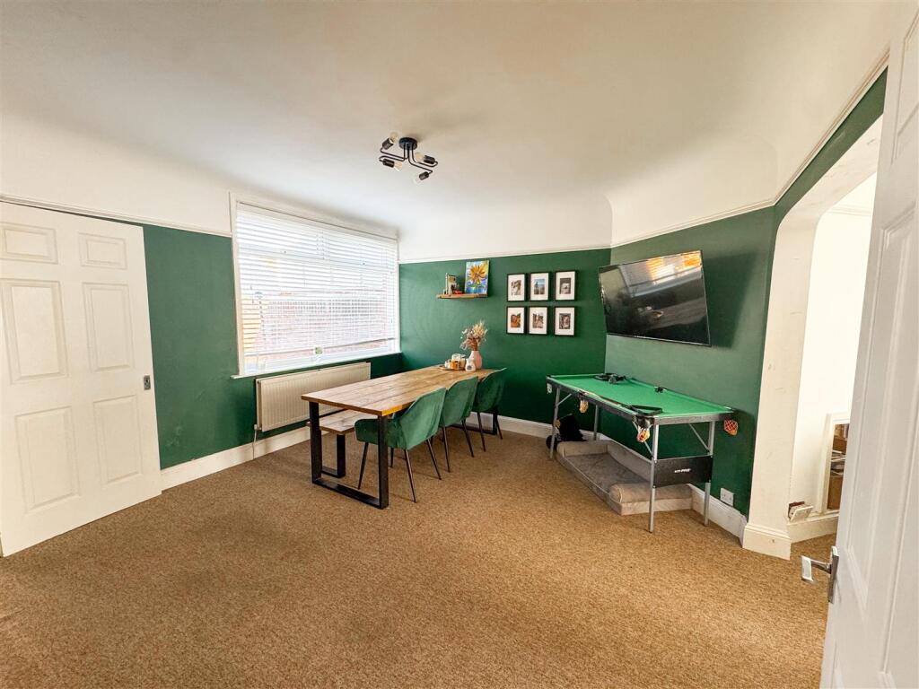 sales property-03.jpg