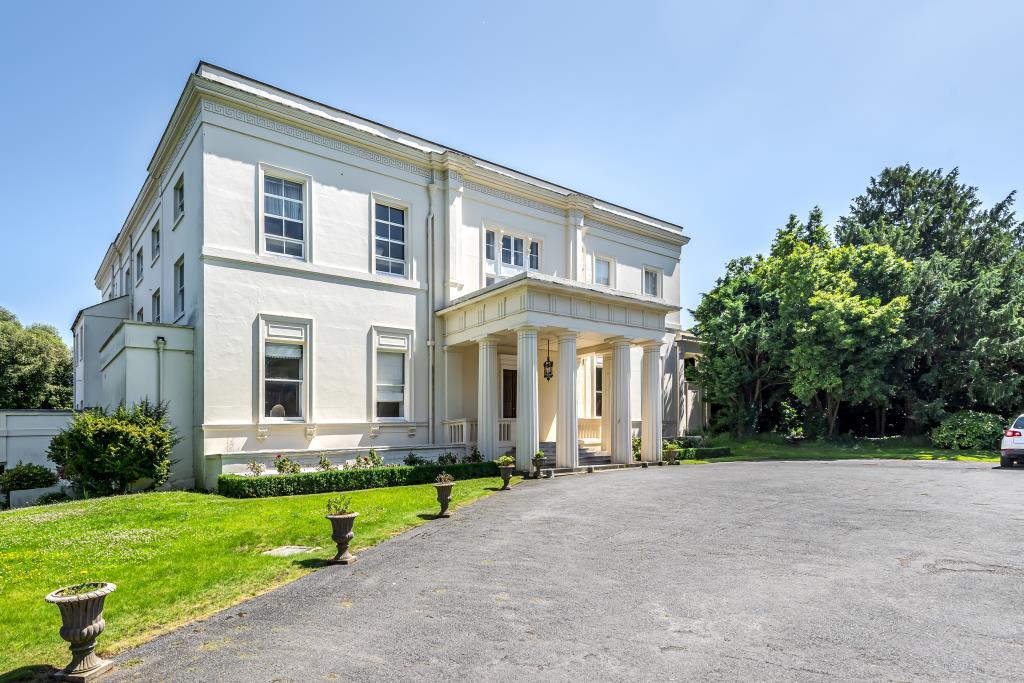 Front Aspect