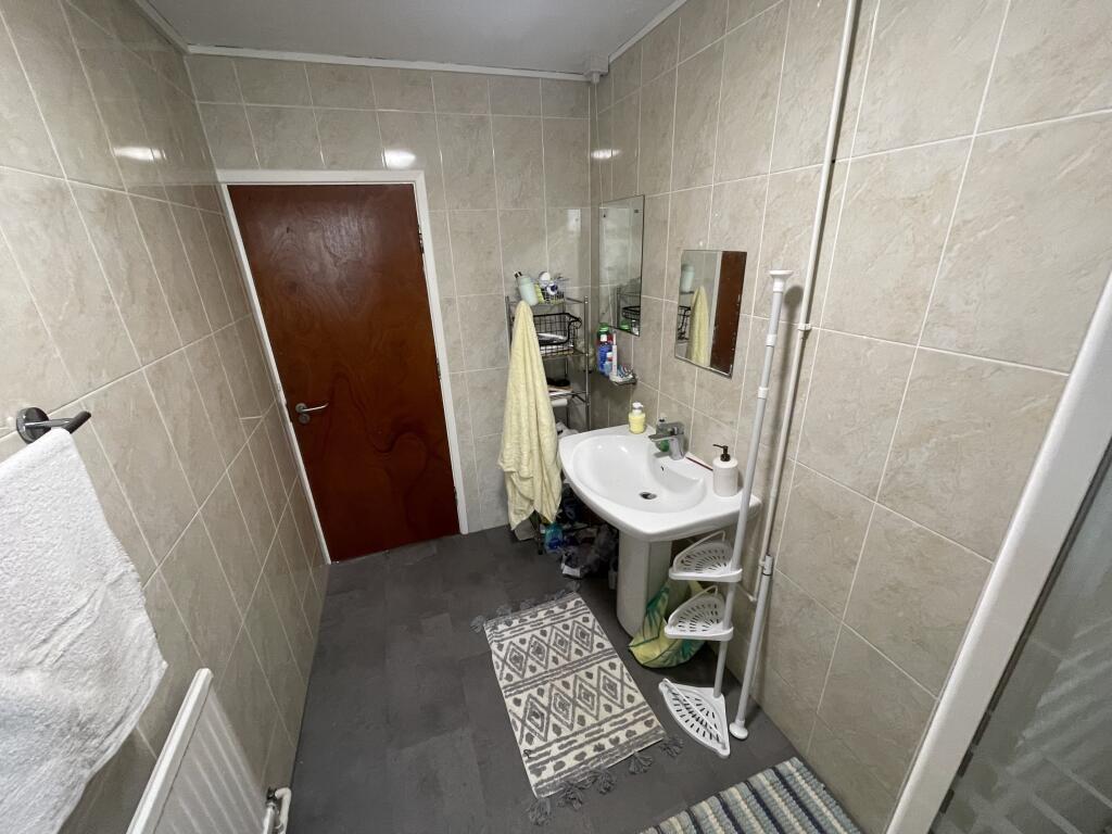 Bathroom 2