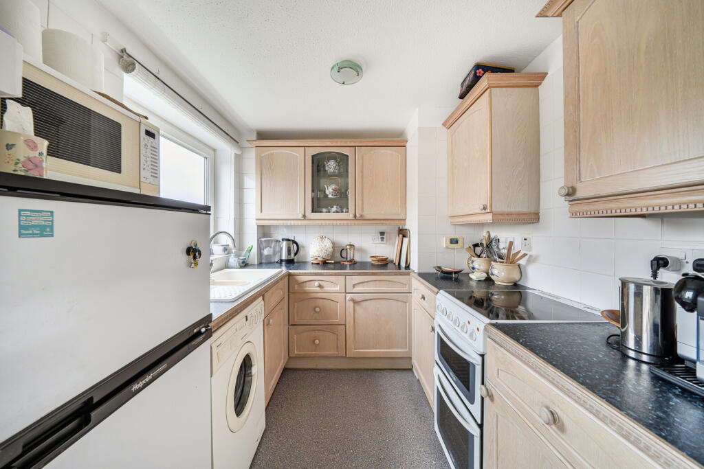 1394272-6-694a6c0...