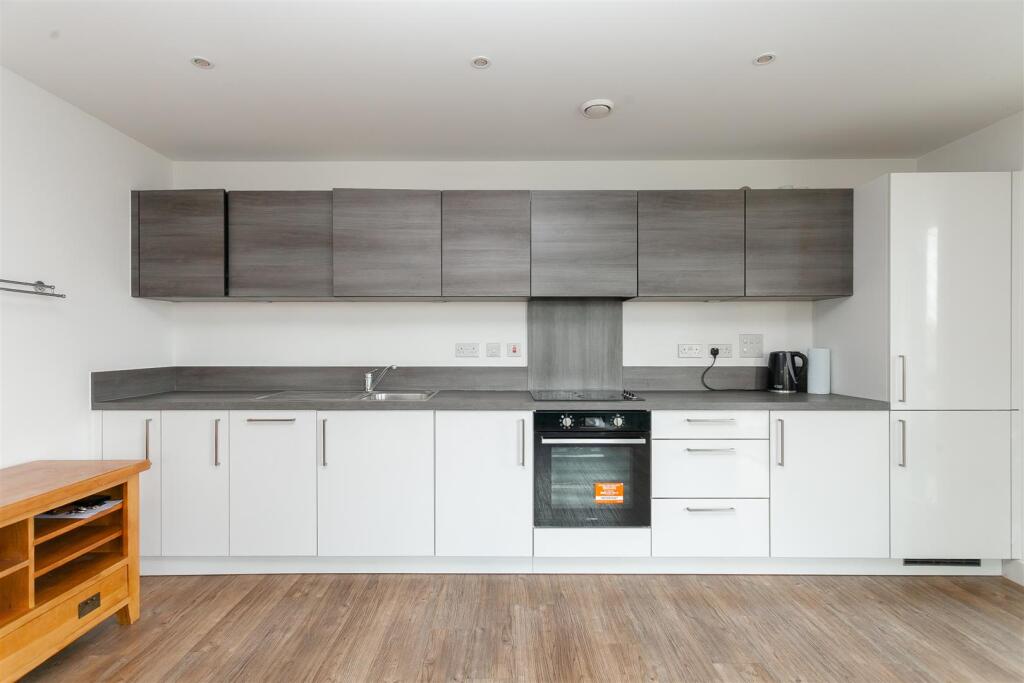 Reception/Kitchen