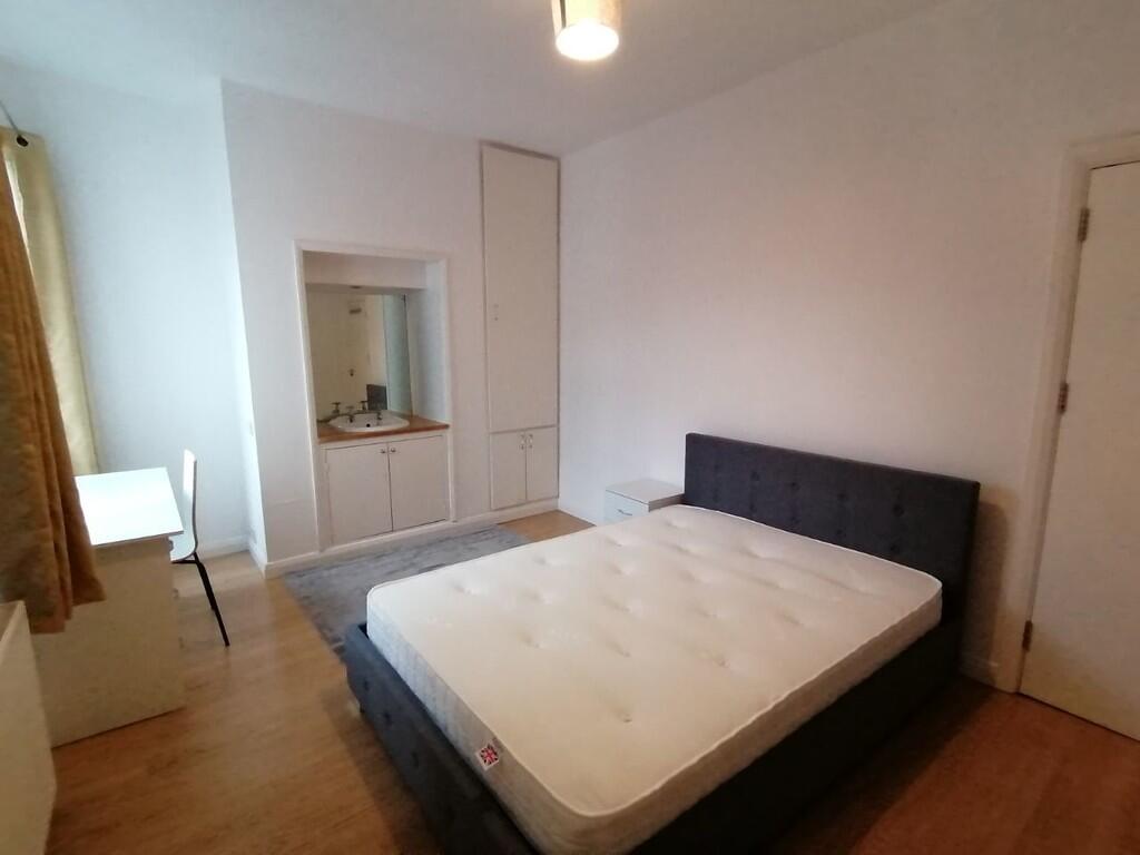 thumbnail_IMG_202...