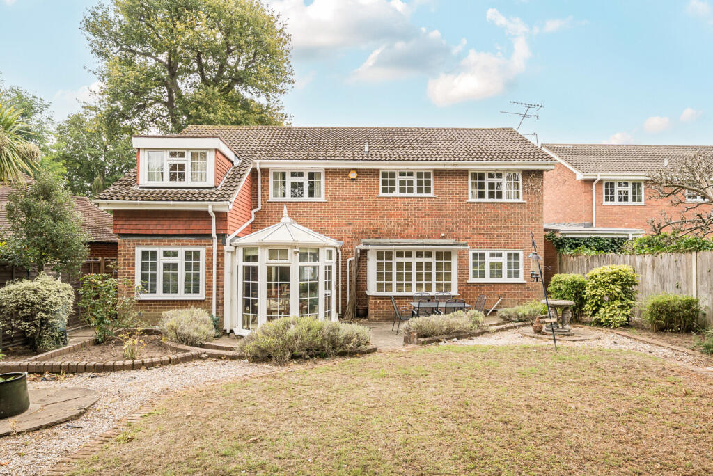 1358823-4-68d66d7...