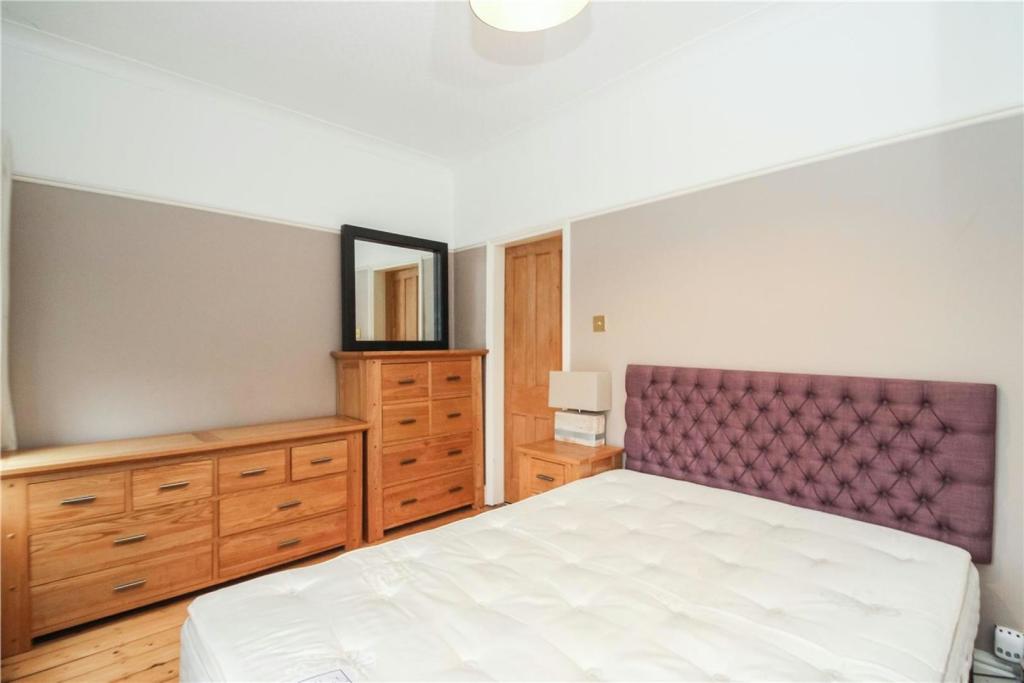 Bedroom 1 Aspect 2