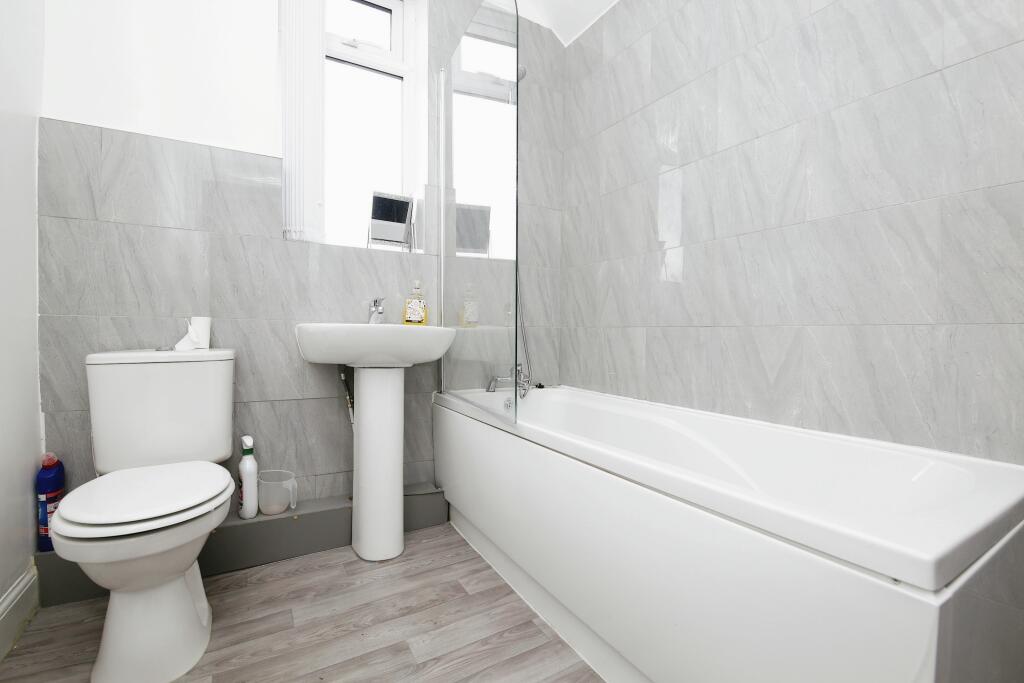 Bathroom/Wc