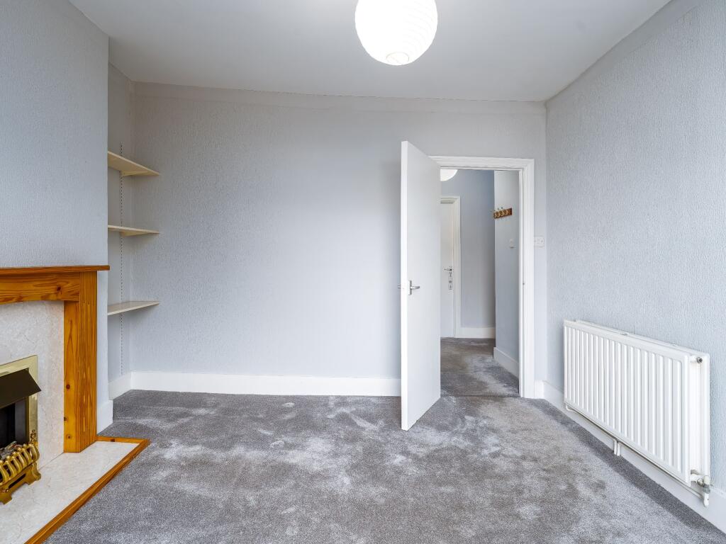 Living Room (view b)