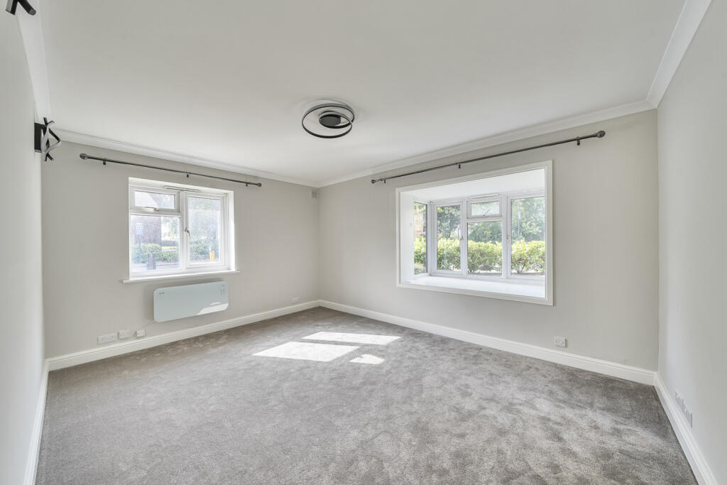 1348970-6-68b85e5...