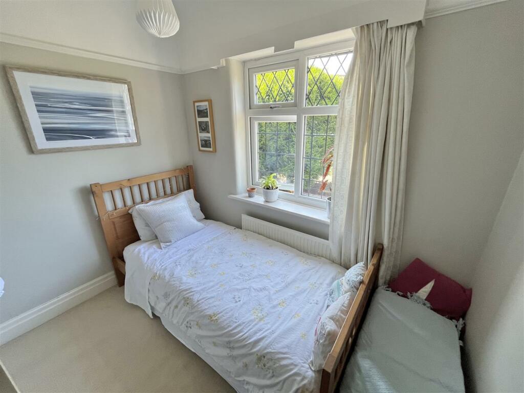 Bedroom 3.jpg