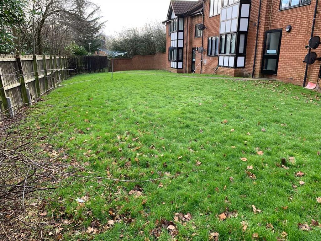 COMMUNAL GARDEN