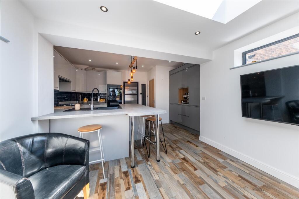 10 Plumbs Fold-009.jpg