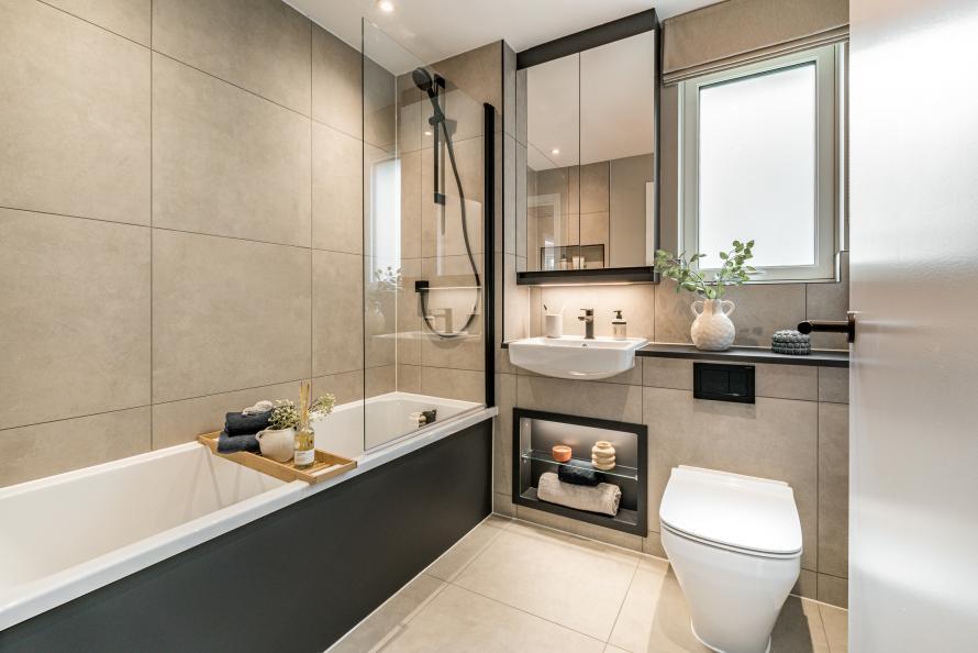 North Gate Park - Plot 2 The Ash - bathroom