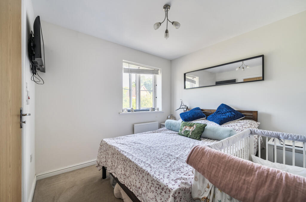 1335695-9-689b257...