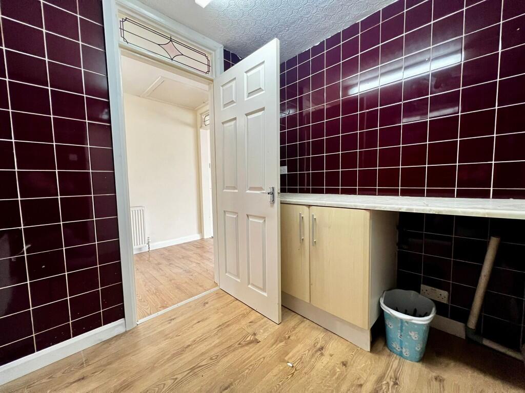 UTILITY ROOM 
